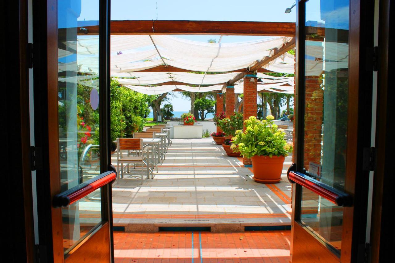 Hotel Pisacane Сапри Экстерьер фото