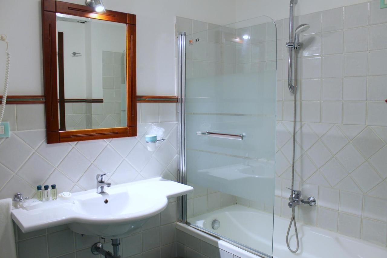 Hotel Pisacane Сапри Экстерьер фото